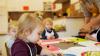 Mit dem geförderten Kräuterbeet und Kompost für Krippe und Hort können die Kindergartenkinder in Gaukönigshofen nun auch miterleben, wie aus Bio-Abfällen der Frischeküche Kompost für Gemüse und Kräuter entstehen.