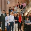 Alle Teilnehmenden des Mentoring-Programms gemeinsam mit Landrat Florian Töpper und der Gleichstellungsbeauftragte des Landkreises Schweinfurt, Ute Suckfüll (Zweite von links), sowie Kerstin Michna, stellvertretende Gleichstellungsbeauftragte (links).