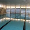 Das Wasser kommt wieder rein, ins trockengefallene Dittelbrunner Hallenbad.