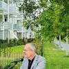 Hans Sartoris, Geschäftsführer der Stadtbau Würzburg GmbH, beim Baustellenfest am Hubland. Die ersten zwei von vier Gebäuden sind fast vollständig bezogen.