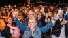 Zahlreiche Menschen besuchen am Samstag 22.06.24 das Promenaden Weinfest in Kitzingen am Main. Für die Partystimmung am Weinfest sorgten die "Partyvögel".