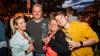 Zahlreiche Menschen besuchen am Samstag 22.06.24 das Promenaden Weinfest in Kitzingen am Main. Für die Partystimmung am Weinfest sorgten die "Partyvögel".