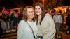 Zahlreiche Menschen besuchen am Samstag 22.06.24 das Promenaden Weinfest in Kitzingen am Main. Für die Partystimmung am Weinfest sorgten die "Partyvögel".