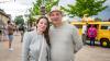Zahlreiche Menschen besuchen am Samstag 22.06.24 das Promenaden Weinfest in Kitzingen am Main. Für die Partystimmung am Weinfest sorgten die "Partyvögel".