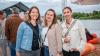 Zahlreiche Menschen besuchen am Samstag 22.06.24 das Promenaden Weinfest in Kitzingen am Main. Für die Partystimmung am Weinfest sorgten die "Partyvögel".