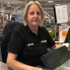 Helga Schöner ist für den Betrieb der Plauderkasse bei Edeka Höchner in Schweinfurt zuständig. Diese gibt es immer dienstags von 8 bis 12 Uhr.