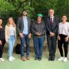 Von links: Ludmila Levcenko (stellv. Einrichtungsleitung), Renate Müller (Einrichtungsleitung), Diakon Joachim Laupenmühlen (Trägervertreter Evang. Kita-Zweckverband Würzburg) Martina Fenzl, Tobias Graßmann (Gemeindepfarrer), Elternbeirat