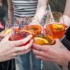 Der Aperol Spritz ist ein beliebter Sommerdrink.