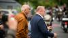 Motorradfahrer und Menschen mit Behinderung bereiten sich am Freitag (05.07.24) vor den Mainfränkischen Werkstätten in Würzburg auf ihre gemeinsame Tour vor. Seit 1989 treffen sich auf Initiative von Peter Schädel Biker und Menschen mit Handicap einmal im Jahr zu einer Motorradtour.