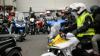 Motorradfahrer und Menschen mit Behinderung bereiten sich am Freitag (05.07.24) vor den Mainfränkischen Werkstätten in Würzburg auf ihre gemeinsame Tour vor. Seit 1989 treffen sich auf Initiative von Peter Schädel Biker und Menschen mit Handicap einmal im Jahr zu einer Motorradtour.