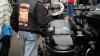 Motorradfahrer und Menschen mit Behinderung bereiten sich am Freitag (05.07.24) vor den Mainfränkischen Werkstätten in Würzburg auf ihre gemeinsame Tour vor. Seit 1989 treffen sich auf Initiative von Peter Schädel Biker und Menschen mit Handicap einmal im Jahr zu einer Motorradtour.