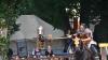Beim Turnier traten Ritter und Barbarinnen gegeneinander an.