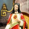 Die Herz-Jesu-Statue wurde nach ihrer Restaurierung zum Abschluss des Herz-Jesu-Monats Juni in der Kirche St. Sebastian den Gläubigen während des Streaming-Gottesdienstes vorgestellt. 