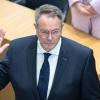 Alexander Schweitzer wird als Ministerpräsident von Rheinland-Pfalz vereidigt.
