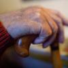Die Kosten für Pflegebedürftige im Heim sind in Bayern zuletzt deutlich gestiegen.