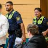 Ein 24-Jähriger soll im Januar einen Polizisten in Ochsenfurt fast getötet haben. Verschiedene Seiten haben Revision gegen das Urteil eingelegt - und teils wieder zurückgenommen.