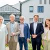 Am Ende des Besuchs der Delegation der Grünen in der Geomed-Klinik gab's das obligatorische Gruppenfoto. Dieses zeigt (von links) Dr. Michael Dietrich, Stefanie Döpfner (Geo-net), Landtagsabgeordneter Paul Knoblach, Geschäftsführer Wolfgang Schirmer, Landtagsvizepräsident Ludwig Hartmann, Kerstin Kramer und Thomas Vizl (beide Geo-net).