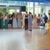 Tanzend nahmen die Absolventinnen und Absolventen Abschied von ihrer bisherigen Wirkungsstätte, der Sport-Mittelschule Gochsheim, und viele Glückwünsche begleiteten sie.