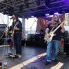 Paralyzed spielen am Samstag (20.07.24) Heavy Blues Rock beim Umsonst und Draußen Festival in Karlstadt. Auf dem idyllischen Platz am Saupurzel über der Stadt spielen mehrere Bands unterschiedlicher Genres auf zwei Bühnen.