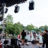 Pina Palau spielt mit ihrer Band am Samstag (20.07.24) beim Umsonst und Draußen Festival in Karlstadt. Auf dem idyllischen Platz am Saupurzel über der Stadt spielen mehrere Bands unterschiedlicher Genres auf zwei Bühnen.