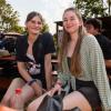 Zahlreiche Menschen besuchen am Samstag (20.07.24) das Umsonst-und-Draußen-Festival in Karlstadt. Auf dem idyllischen Platz am Saupurzel über der Stadt spielen mehrere Bands unterschiedlicher Genres auf zwei Bühnen.