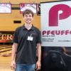 Zahlreiche Schülerinnen und Schüler besuchen am Montag (22.07.24) das Karriere-Event „AzubiXperience“ in der Extreme Bowling Arena in Schweinfurt.