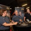 Zahlreiche Schülerinnen und Schüler besuchen am Montag (22.07.24) das Karriere-Event „AzubiXperience“ in der Extreme Bowling Arena in Schweinfurt.
