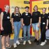 Zahlreiche Schülerinnen und Schüler besuchen am Montag (22.07.24) das Karriere-Event „AzubiXperience“ in der Extreme Bowling Arena in Schweinfurt.