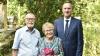 Gratulant für den Landkreis zur Diamantenen Hochzeit von Elisabeth und Hans-Hermann Beuerle in Römershofen war der stellvertretender Landrat Michael Ziegler. Gratulant für den Landkreis zur Diamantenen Hochzeit von Elisabeth und Hans-Hermann Beuerle in Römershofen war der stellvertretender Landrat Michael Ziegler.