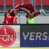 Wie früher Salto-Klose: Dustin Forkels Jubel-Sprung nach seinem Tor.
