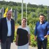 DGB-Vorstand Stefan Körzell besuchte MIWE in Arnstein. In Empfang nahmen ihn Ulrike Eifler (Gewerkschaftssekretärin der IG Metall), Betriebsratsvorsitzender Gürcan Erdinc und der regionale DGB-Gewerkschaftsekretär Jonas Schneider.
