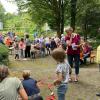 Ein großes Spiele-Angebot gab es beim Oma-Opa-Enkel-Tag rund um die Wallfahrtskirche in Retzbach. Ein großes Spiele-Angebot gab es beim Oma-Opa-Enkel-Tag rund um die Wallfahrtskirche in Retzbach.