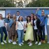 Auf dem Foto von links Silke Liebstückel, Yasmin Schubert, Mona Hilbert, Markus Nickerl, Bettine Löffelsend, Ariana Brehm, Jutta Scharpf, Alexandra Uher, Norbert Dorbath (Vorstandsvorsitzender), Christian Vetter, Christian Bauer (Vorstand). Auf dem Foto von links Silke Liebstückel, Yasmin Schubert, Mona Hilbert, Markus Nickerl, Bettine Löffelsend, Ariana Brehm, Jutta Scharpf, Alexandra Uher, Norbert Dorbath (Vorstandsvorsitzender), Christian Vetter, Christian Bauer (Vorstand).