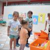 Gerne holen sich die Kinder Spielsachen aus den "Materialkisten". Mit im Bild Beata Kamionka (links) und Julia Ackermann. Gerne holen sich die Kinder Spielsachen aus den "Materialkisten". Mit im Bild Beata Kamionka (links) und Julia Ackermann.