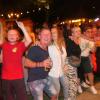 Mehrere Tausend Besucherinnen und Besucher feierten Samstag und Montag fröhlich beim legendären Sommernachtsfest am Holzhäuser Tivoli.
