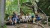 Mädels und Jungs aus verschiedenen Zeltgruppen bei der gemeinsamen Wanderung zum „Hohlen Stein“, mit Zeltbetreuer Lukas Vogel. Mädels und Jungs aus verschiedenen Zeltgruppen bei der gemeinsamen Wanderung zum „Hohlen Stein“, mit Zeltbetreuer Lukas Vogel.