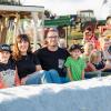 Rund 350 Menschen und 60 Schlepper besuchen am Freitag. 23.08.24 das Traktorkino bei Hopferstadt Ochsenfurt.
