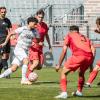 Am Ball, Enes Küc (9) von den Würzburger Kickers. Die Würzburger Kickers verlieren am Samstag 24.08.24 das Heimspiel gegen Bayern München II mit 1:4 in der AKON Arena in Würzburg.