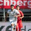Ebrahim Farahnak (28) von den Würzburger Kickers. Die Würzburger Kickers verlieren am Samstag 24.08.24 das Heimspiel gegen Bayern München II mit 1:4 in der AKON Arena in Würzburg.