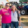 Rund 350 Menschen und 60 Schlepper besuchen am Freitag. 23.08.24 das Traktorkino bei Hopferstadt Ochsenfurt.