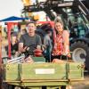 Rund 350 Menschen und 60 Schlepper besuchen am Freitag. 23.08.24 das Traktorkino bei Hopferstadt Ochsenfurt.
