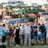 Rund 350 Menschen und 60 Schlepper besuchen am Freitag. 23.08.24 das Traktorkino bei Hopferstadt Ochsenfurt.