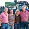 Rund 350 Menschen und 60 Schlepper besuchen am Freitag. 23.08.24 das Traktorkino bei Hopferstadt Ochsenfurt.