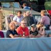 Rund 350 Menschen und 60 Schlepper besuchen am Freitag. 23.08.24 das Traktorkino bei Hopferstadt Ochsenfurt.