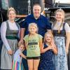 Rund 350 Menschen und 60 Schlepper besuchen am Freitag. 23.08.24 das Traktorkino bei Hopferstadt Ochsenfurt.