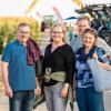 Rund 350 Menschen und 60 Schlepper besuchen am Freitag. 23.08.24 das Traktorkino bei Hopferstadt Ochsenfurt.