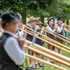 Die Alpenbläser Mömlingen und die Alpenbläser Schwarze Berge aus der Rhön geben am Sonntag 25.08.24 ein Standkonzert im Residenzgarten in Würzburg.