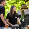 Laue Nächte und gute Stimmung: Zahlreiche Menschen verfolgen am Freitag (23.08.24) das Gemeinsam Dreisam Festival in der Waldschänke Dornheim in Würzburg. Das Festival ist ein gemeinsames Projekt der vier Würzburger Jugendkulturhäuser b-hof, Cairo, Immerhin und Kellerperle.