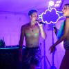 Laue Nächte und gute Stimmung: Fliegende Haie treten am Freitag (23.08.24) beim Gemeinsam Dreisam Festival in der Waldschänke Dornheim in Würzburg auf. Das Festival ist ein gemeinsames Projekt der vier Würzburger Jugendkulturhäuser b-hof, Cairo, Immerhin und Kellerperle. Laue Nächte und gute Stimmung: Fliegende Haie treten am Freitag (23.08.24) beim Gemeinsam Dreisam Festival in der Waldschänke Dornheim in Würzburg auf. Das Festival ist ein gemeinsames Projekt der vier Würzburger Jugendkulturhäuser b-hof, Cairo, Immerhin und Kellerperle.
