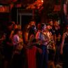 Laue Nächte und gute Stimmung: Paulinko treten am Freitag (23.08.24) beim Gemeinsam Dreisam Festival in der Waldschänke Dornheim in Würzburg auf. Das Festival ist ein gemeinsames Projekt der vier Würzburger Jugendkulturhäuser b-hof, Cairo, Immerhin und Kellerperle.